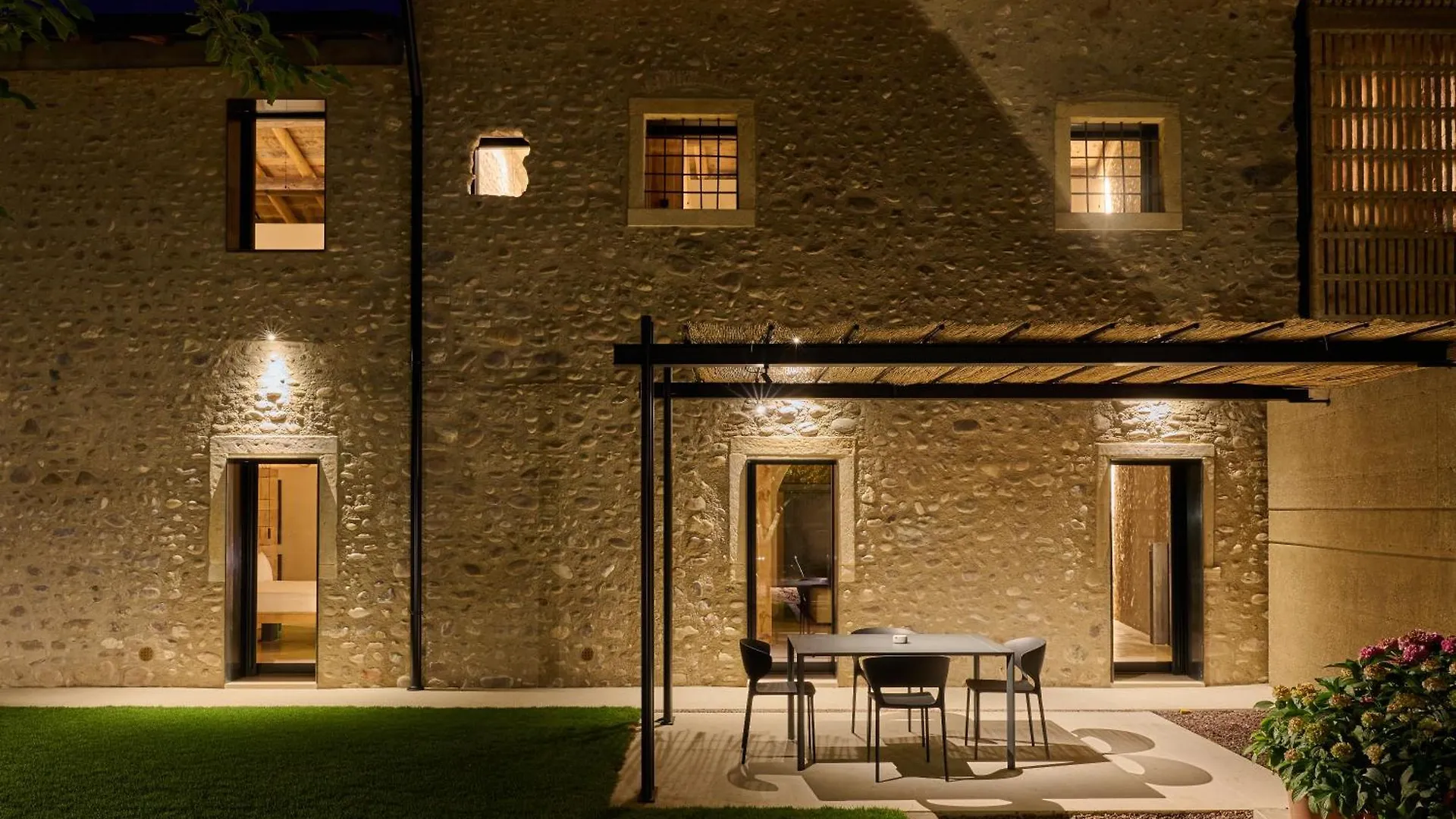 Lago Di Garda Resort Corte Renee Suite Arele Castelnuovo del Garda 0*,  Italy